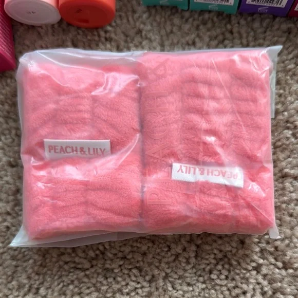 Peach & Lily skin products - Picture 4 of 4